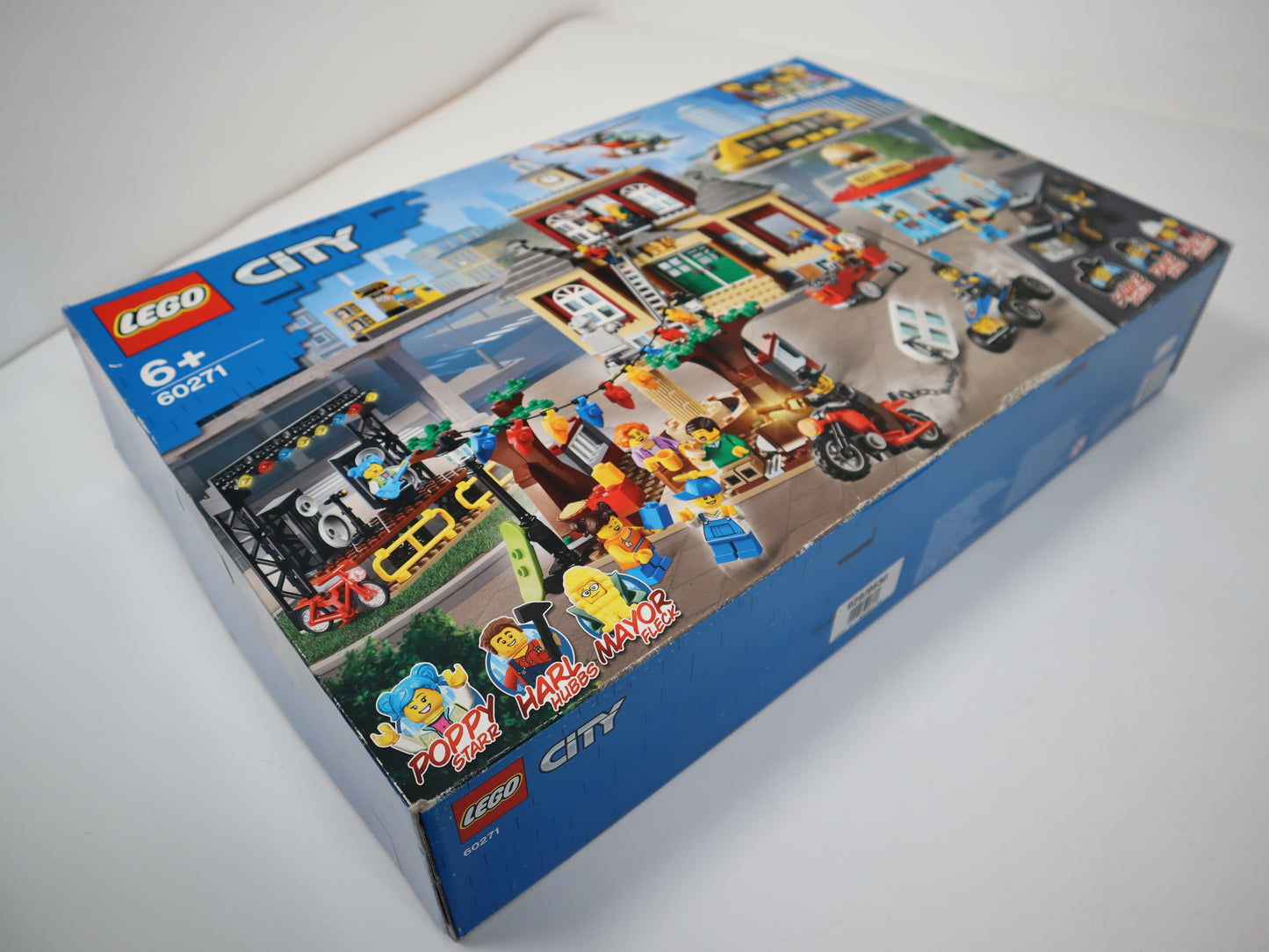 LEGO City - 60271 Main Square - Sealed